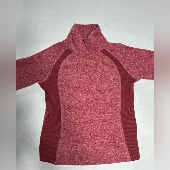 Lole Sweaters - Women’s Lolè turtle neck sweater size Medium.